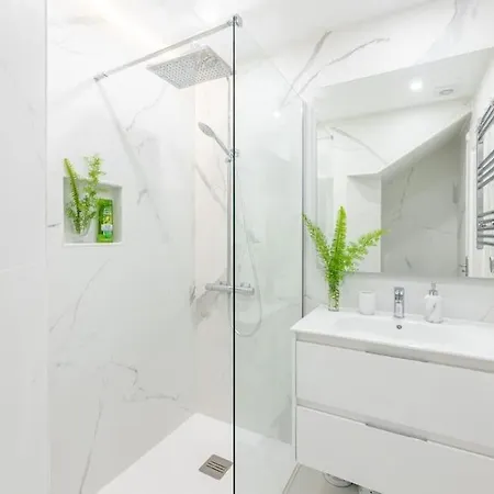 New Duplex Penthouse Walk To Beach And Port Rdr216 Apartment *