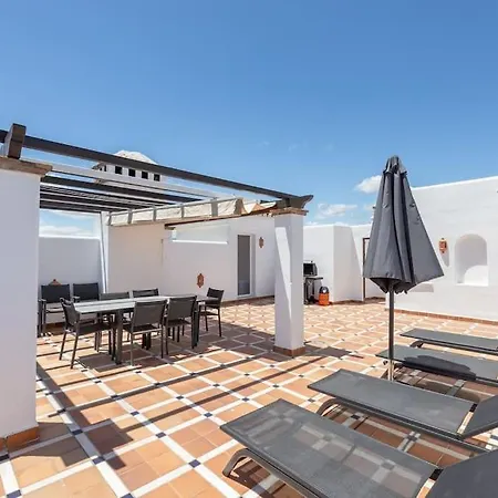New Duplex Penthouse Walk To Beach And Port Rdr216 Apartment